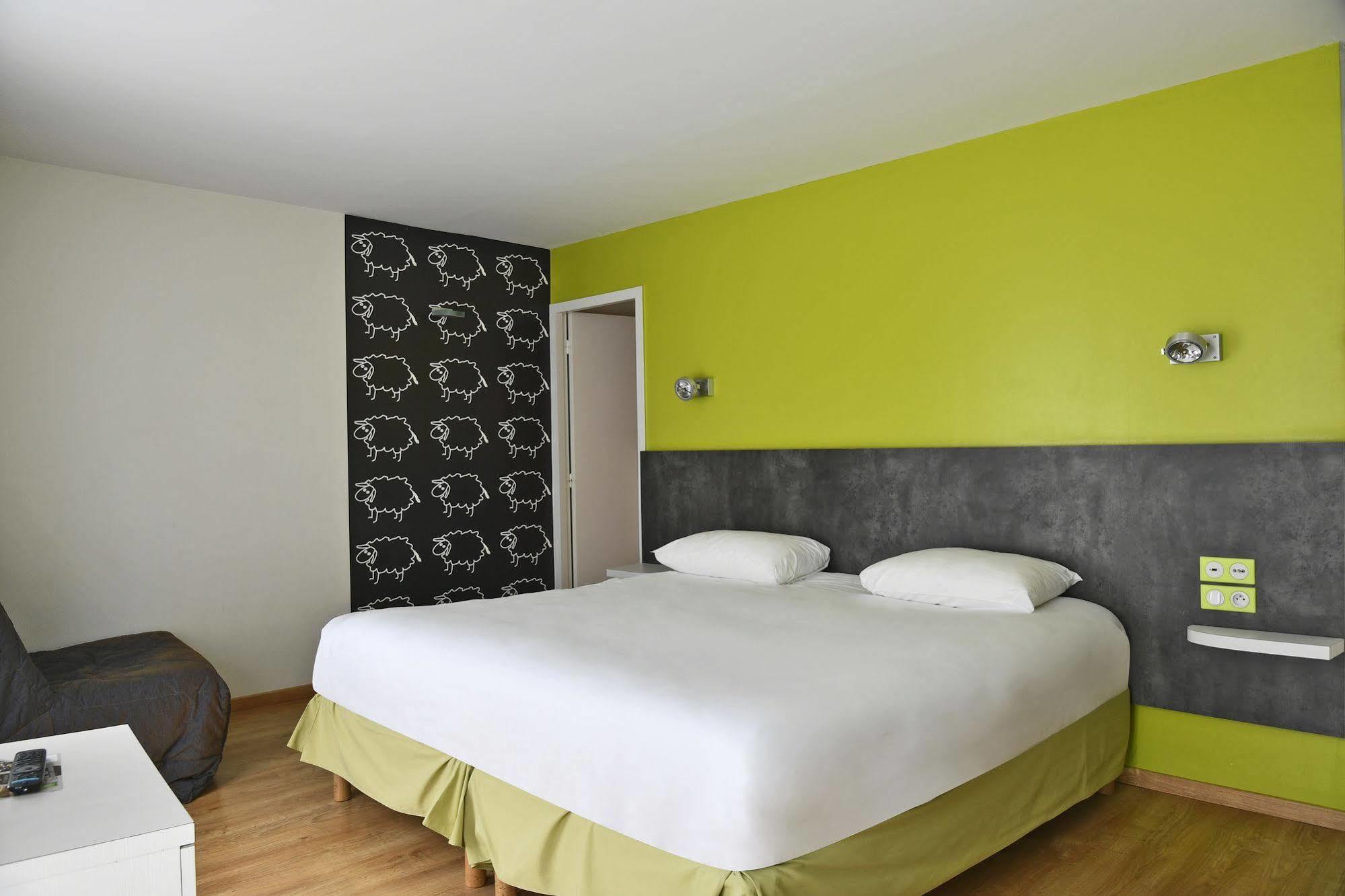 Отель Ibis Styles Amiens Cathedrale Экстерьер фото